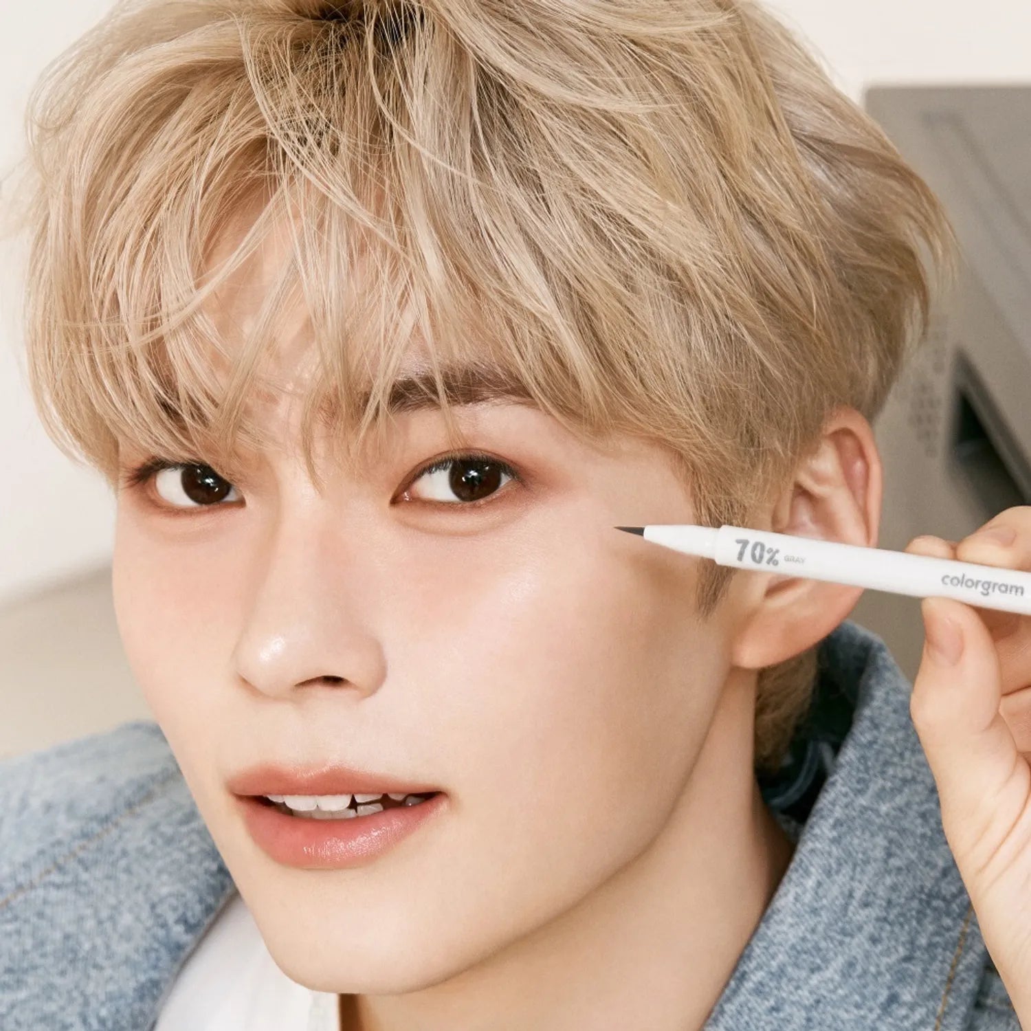 Colorgram Shade Re Forming Brush Liner